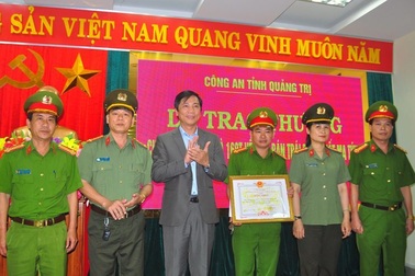 Tỉnh Quảng Trị khen thưởng lực lượng công an liên tiếp phá nhiều vụ án ma túy
