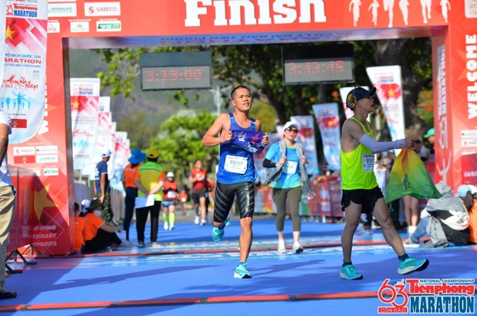 Anh Đinh Văn Vĩnh tại giải đấu Marathon Côn Đảo 2022