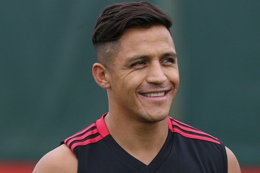 Sanchez xin được thị thực vào Mỹ du đấu cùng MU