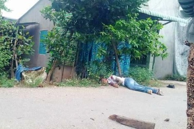 Hai nhóm thanh niên hỗn chiến, 1 người tử vong ngay bên đường