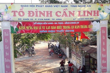 Tên trộm lẻn vào chùa đập 12 hòm công đức ăn cắp tiền