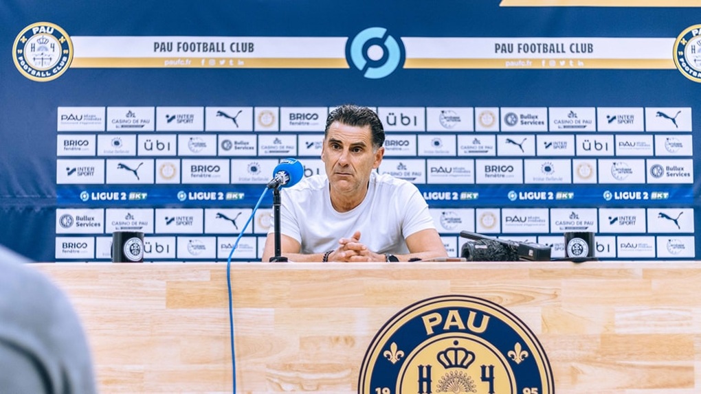 HLV Pau FC úp mở chuyện để Quang Hải ngồi ghế dự bị - 1 HLV Pau FC úp mở chuyện để Quang Hải ngồi ghế dự bị - 1