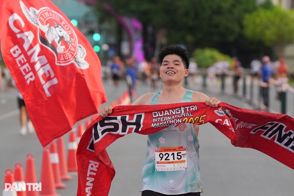 Quảng Trị International Marathon - Camel Cup: Các nhà vô địch nói gì? - 7 Quảng Trị International Marathon - Camel Cup: Các nhà vô địch nói gì? - 7