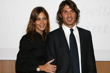 Danh thủ Maldini sẽ phải đi tù vì trốn thuế?