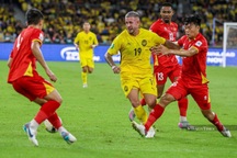 Tuyển Việt Nam có thể được xử thắng Malaysia sau vụ đối thủ làm hồ sơ giả