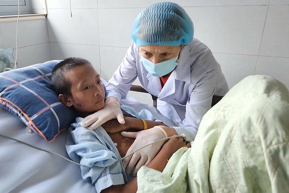 50 ngày dùng phác đồ chưa có tiền lệ hồi sinh em bé Làng Nủ - 9 50 ngày dùng phác đồ chưa có tiền lệ hồi sinh em bé Làng Nủ - 9