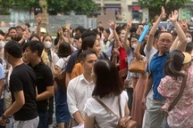 Vụ hàng trăm phụ huynh "vây" trường: Phòng GD&ĐT Nam Từ Liêm báo cáo gì?