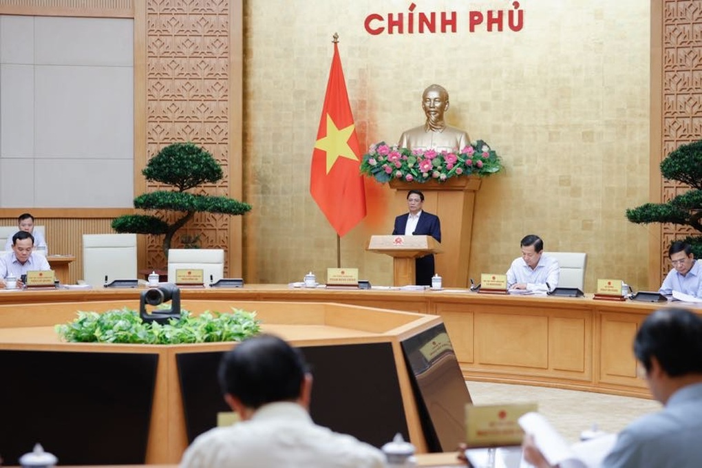 Thủ tướng: Tăng cường giám sát, không để vi phạm nhỏ tích tụ thành lớn - 2 Thủ tướng: Tăng cường giám sát, không để vi phạm nhỏ tích tụ thành lớn - 2