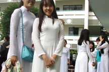 Nữ sinh Bình Định là thủ khoa khối D toàn quốc với 28,25 điểm