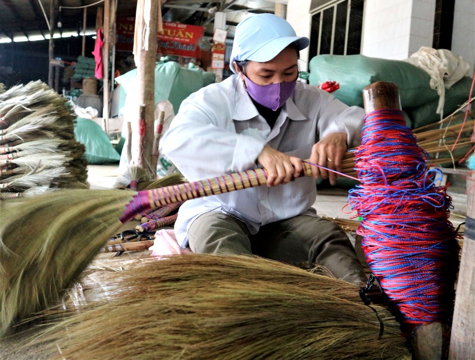 Phấn đấu đến năm 2025, tỉnh Quảng Nam giảm tỉ lệ hộ nghèo còn 2,87% - 1 Phấn đấu đến năm 2025, tỉnh Quảng Nam giảm tỉ lệ hộ nghèo còn 2,87% - 1