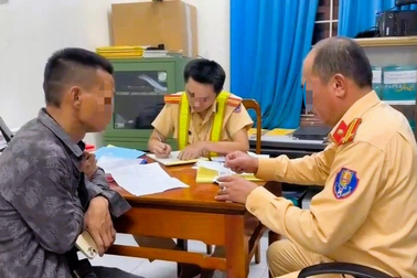 Tài xế không bằng lái, sử dụng ma túy vẫn điều khiển "hung thần"