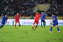 May mắn tránh được U23 Việt Nam ở bán kết, CĐV Thái Lan phản ứng bất ngờ