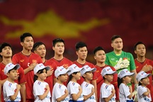 Trước thời khắc lịch sử: Vinh quang sẽ “đổi màu” với bóng đá Việt Nam?