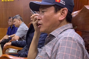 Hàng trăm cuộc gọi khẩn cầu của người dân trong bão Kalmaegi