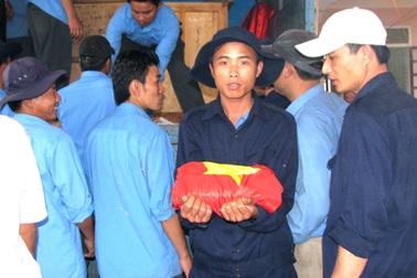 Quy tập hơn 11.000 liệt sỹ quân tình nguyện từ Lào về nước