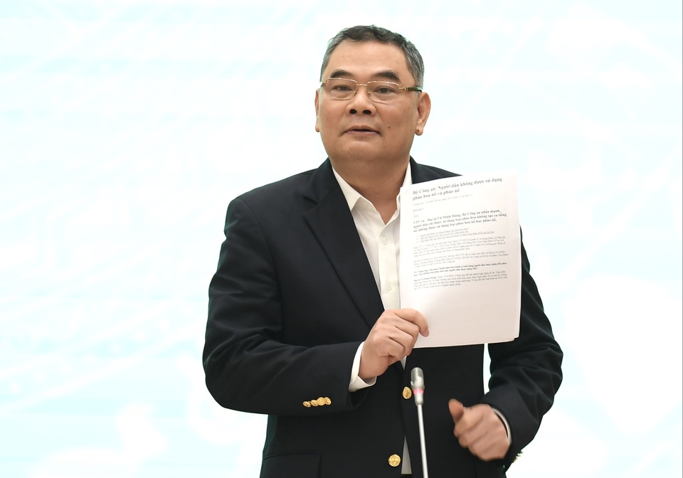 Không dễ xác minh thông tin bà Hồ Thị Kim Thoa có quốc tịch nước ngoài! - 1 Không dễ xác minh thông tin bà Hồ Thị Kim Thoa có quốc tịch nước ngoài! - 1