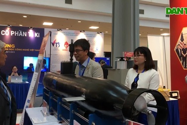 Cận cảnh thiết bị lặn không người lái Dolphin