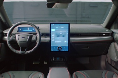 Nội thất mẫu Ford Mustang Mach-E 2021