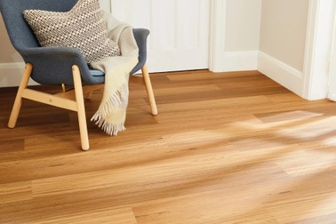 3 lỗi vệ sinh nhà cửa khiến sàn gỗ hư hại nhanh mà bạn không ngờ tới
