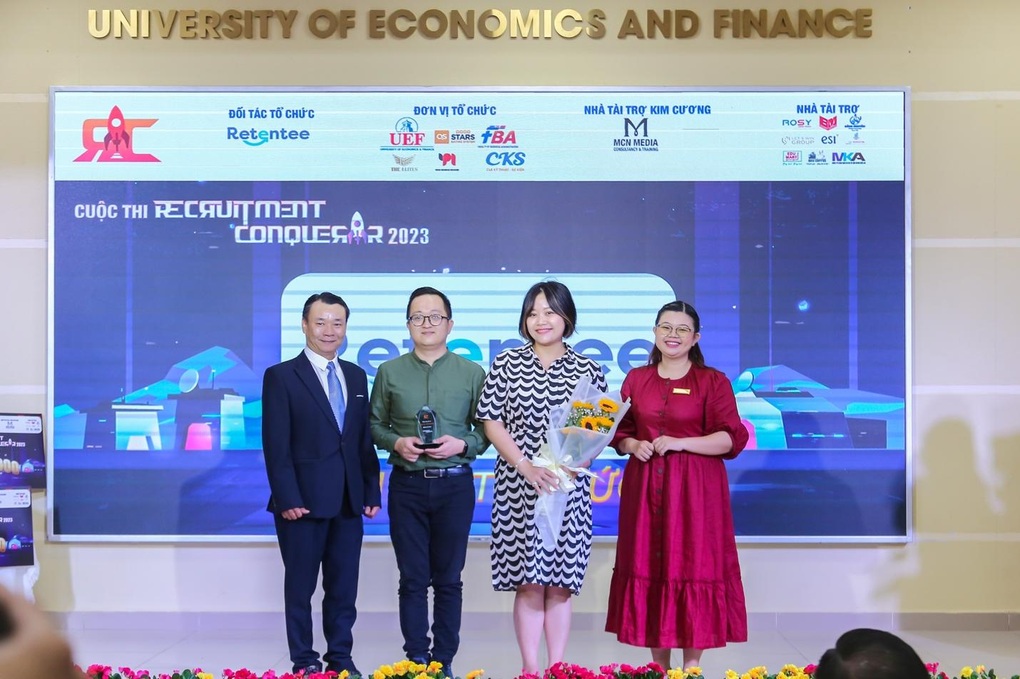 Cuộc thi Chinh phục nhà tuyển dụng gắn kết doanh nghiệp và ứng viên tương lai - 4 Cuộc thi Chinh phục nhà tuyển dụng gắn kết doanh nghiệp và ứng viên tương lai - 4