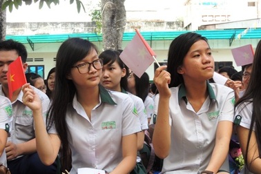 Không tính giờ chào cờ vào tiết dạy hiệu trưởng