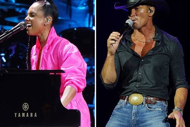 Các ngôi sao ca nhạc cùng tham gia biểu diễn hòa nhạc... tại gia