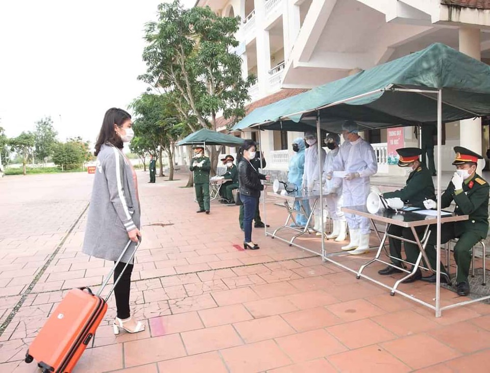 Chưa lấy mẫu bệnh phẩm của 11 hành khách Nghệ An cùng chuyến bay với BN51 - 1 Chưa lấy mẫu bệnh phẩm của 11 hành khách Nghệ An cùng chuyến bay với BN51 - 1