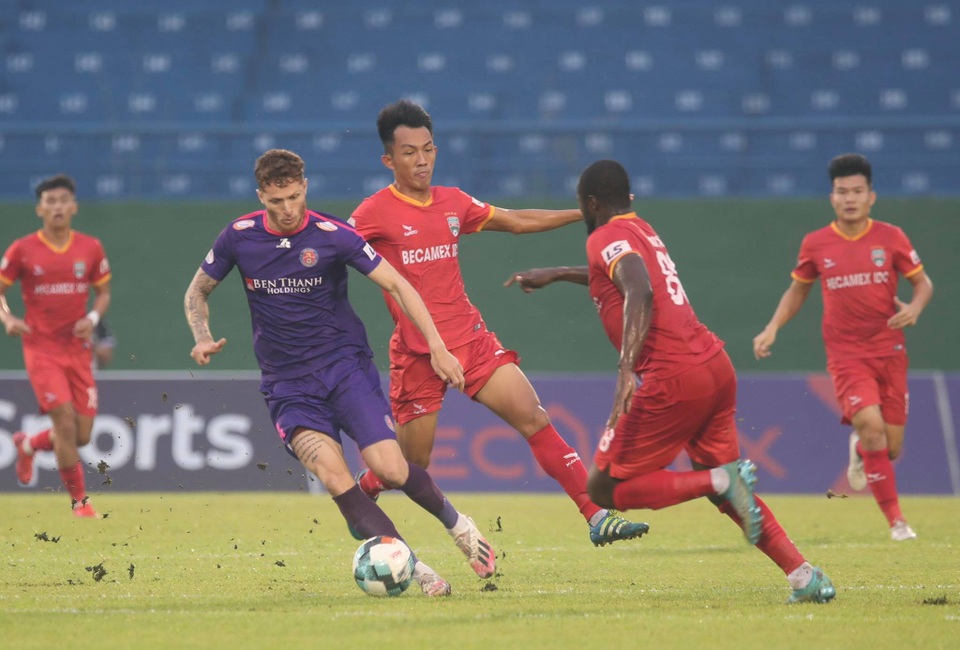 Tiến Linh ghi bàn, B.Bình Dương thắng đội đầu bảng Sài Gòn FC - 6 Tiến Linh ghi bàn, B.Bình Dương thắng đội đầu bảng Sài Gòn FC - 6