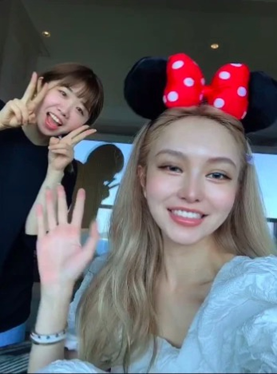 Bạn gái cũ “làm ăn phát đạt” sau khi tố La Chí Tường ngoại tình - 10 Bạn gái cũ “làm ăn phát đạt” sau khi tố La Chí Tường ngoại tình - 10