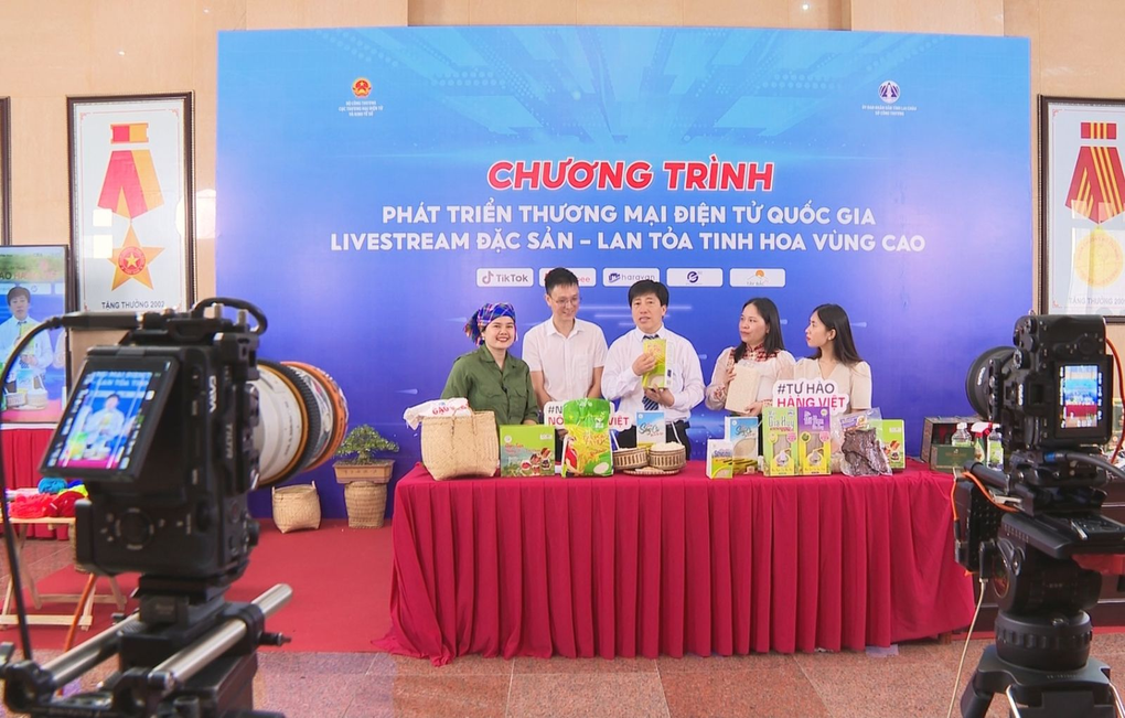 Lai Châu số hóa sản phẩm OCOP: Bước chuyển mình từ vùng cao - 2