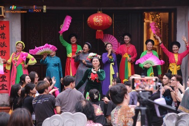 Hàng nghìn người xem chương trình văn hóa của sinh viên truyền thông và tổ chức sự kiện