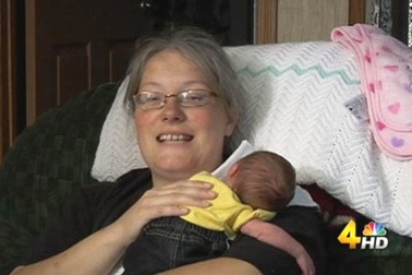 Sinh con xong mới biết mình mang thai