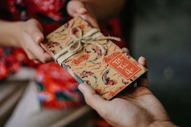 5 điều cần dạy trẻ em khi nhận lì xì dịp Tết