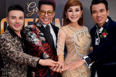 Người đẹp chuyển giới đầu tiên của Việt Nam – Cát Tuyền hội ngộ Lâm Khánh Chi, Cindy Thái Tài