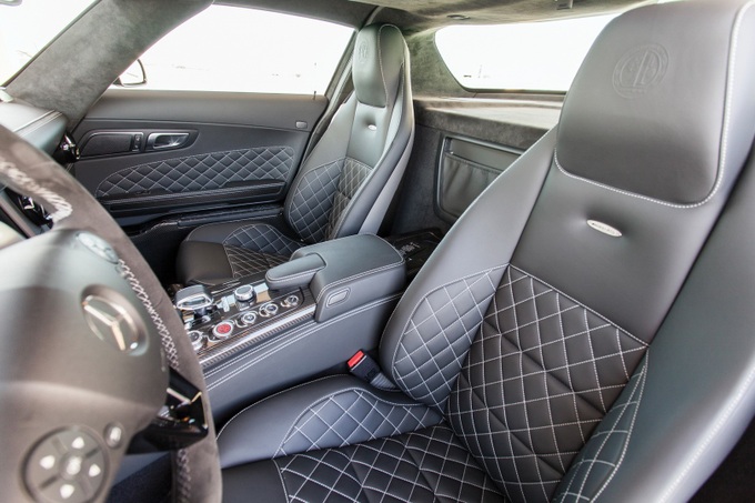 Xe cũ hàng hiếm của Mercedes-Benz rao giá gần 10 tỷ - Ảnh 10. Xe cũ hàng hiếm của Mercedes-Benz rao giá gần 10 tỷ - Ảnh 10.