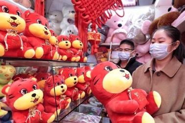 Kinh tế Trung Quốc "ngấm đòn" khi bất động sản giảm sâu