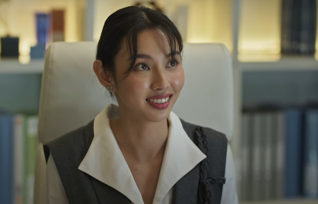 Điểm trùng hợp oái oăm giữa vụ Thùy Tiên vướng lao lý với phim Chốt đơn - 2 Điểm trùng hợp oái oăm giữa vụ Thùy Tiên vướng lao lý với phim Chốt đơn - 2