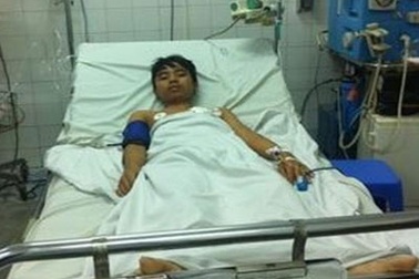 Cứu sống 1 học sinh bị đâm thủng tim hy hữu