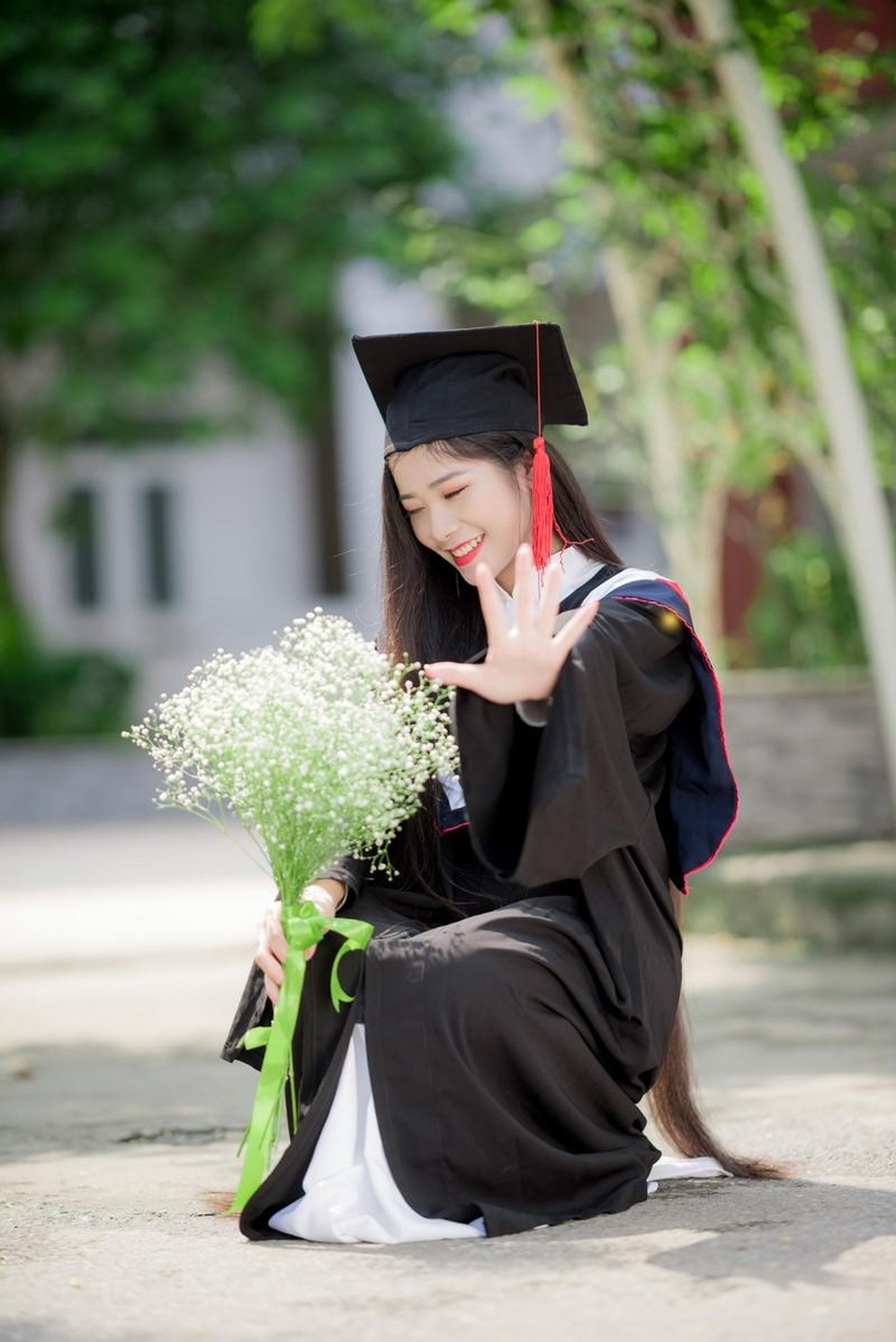 Nữ sinh ĐH Văn hóa nuôi mái tóc dài hơn 1 mét trong suốt 14 năm - 6 Nữ sinh ĐH Văn hóa nuôi mái tóc dài hơn 1 mét trong suốt 14 năm - 6