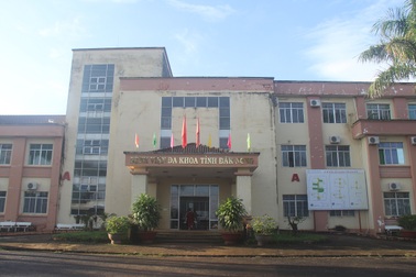 Khó xử lý sai phạm tại bệnh viện vì nguyên giám đốc bị... tâm thần?