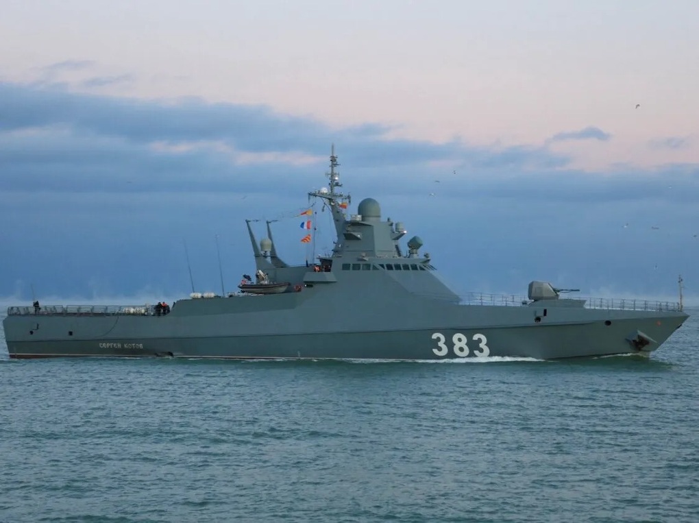 Ukraine tung xuồng tự sát, phá hủy tàu chiến Nga gần Crimea - 1 Ukraine tung xuồng tự sát, phá hủy tàu chiến Nga gần Crimea - 1
