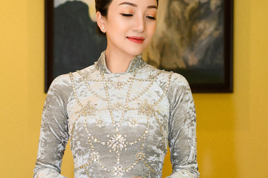 Phạm Thu Hà tri ân quê hương bằng đêm nhạc nặng chiều sâu ký ức