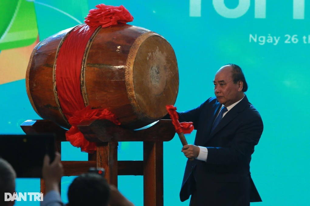 Nước mắt, nụ cười và niềm hy vọng của 200 trẻ mồ côi vì Covid-19 - 1 Nước mắt, nụ cười và niềm hy vọng của 200 trẻ mồ côi vì Covid-19 - 1