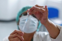 Vắc xin Covid-19 - "vũ khí" hiệu quả khống chế quái vật Delta