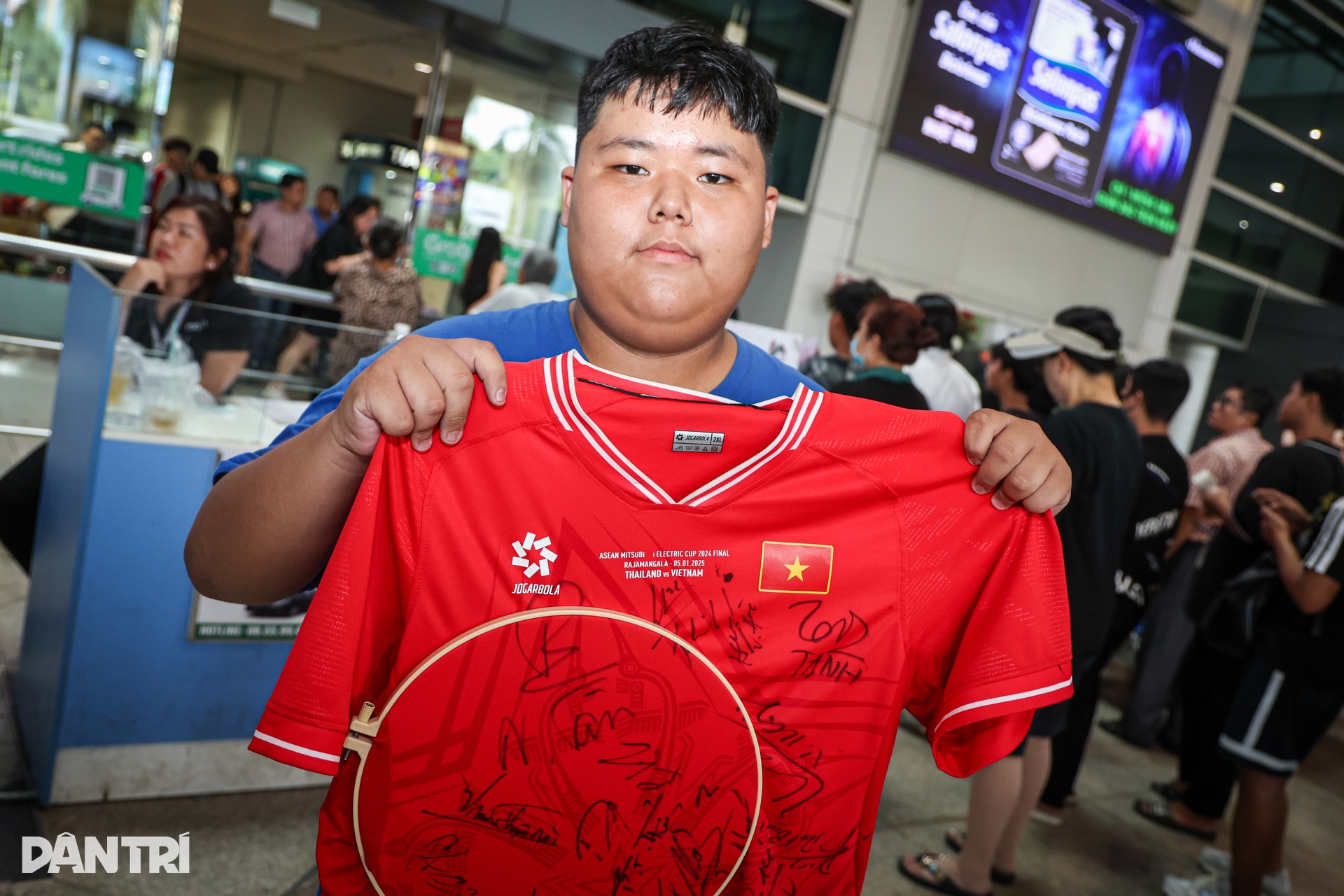U23 Việt Nam về nước với cú “hat-trick” vô địch Đông Nam Á - 8 U23 Việt Nam về nước với cú “hat-trick” vô địch Đông Nam Á - 8