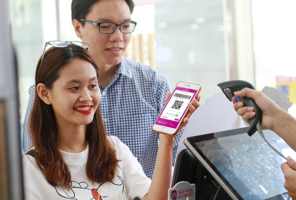 Siêu ứng dụng MoMo: “Trợ lý” chi tiêu của người dùng - 1 Siêu ứng dụng MoMo: “Trợ lý” chi tiêu của người dùng - 1