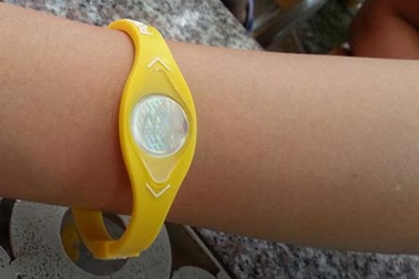Vòng cân bằng năng lượng Power Balance: Chỉ là vật trang sức