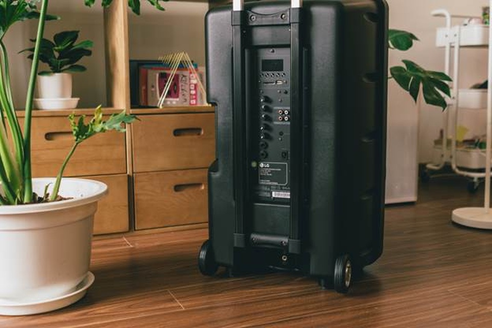 Top những thiết bị loa nhỏ gọn cùng bạn “quẩy khắp muôn nơi” - 3 Top những thiết bị loa nhỏ gọn cùng bạn “quẩy khắp muôn nơi” - 3