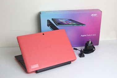 Đập hộp máy tính bảng lai Acer Switch 10 E chính hãng tại Việt Nam