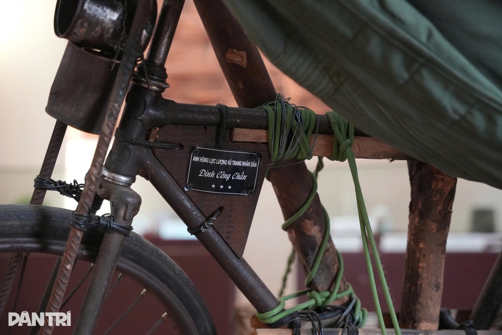 How the Vietnamese turned bicycles into the logistical backbone of the Dien Bien Phu battle - 8 Cách người Việt biến xe đạp thành xương sống hậu cần trận Điện Biên Phủ - 8